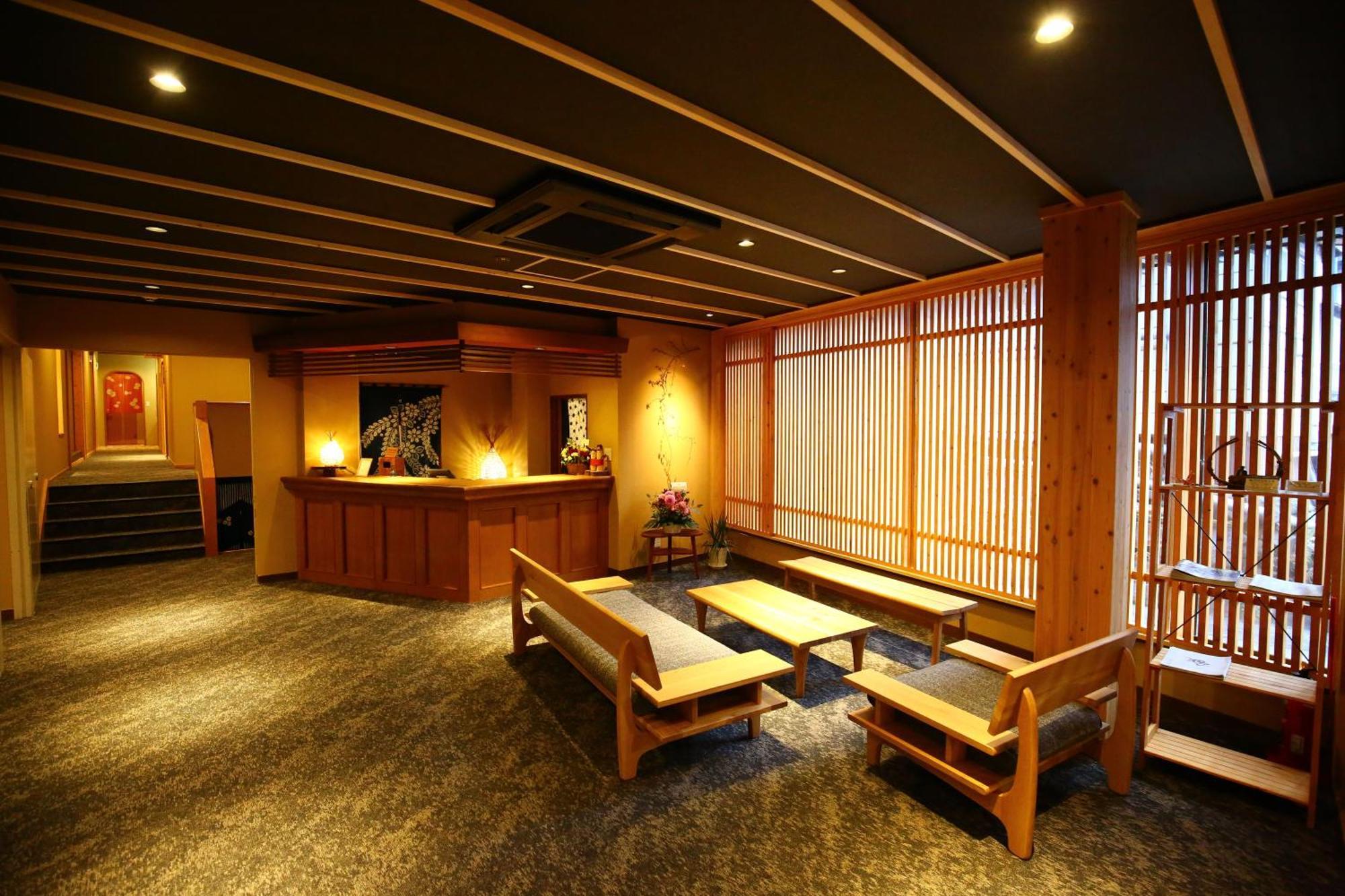 Nakajimaya Ryokan โนซาวะออนเซ็น ภายนอก รูปภาพ