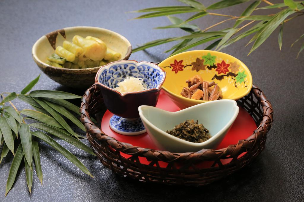 Nakajimaya Ryokan โนซาวะออนเซ็น ภายนอก รูปภาพ