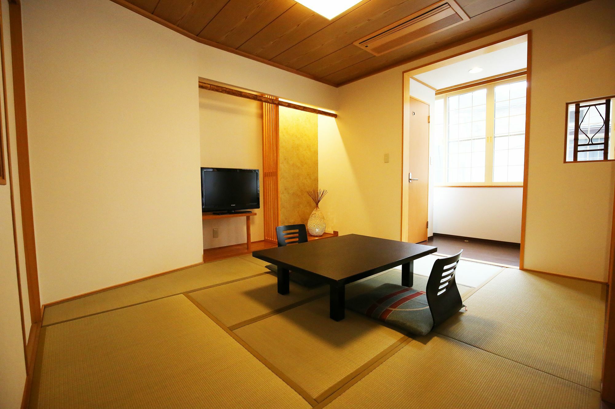 Nakajimaya Ryokan โนซาวะออนเซ็น ภายนอก รูปภาพ